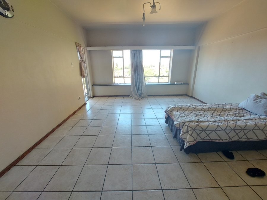 2 Bedroom Property for Sale in Bloemfontein Free State